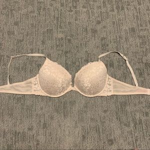La SENZA “Obsession” Lace Light Pink Bra, size 38D